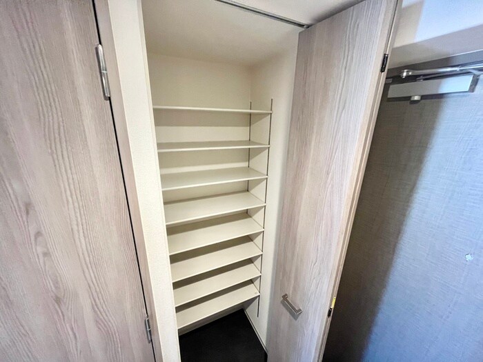 物件内観写真14　(収納)