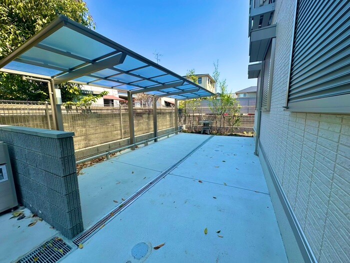 物件外観写真5　(駐輪場)