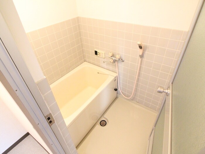 物件内観写真11　(バス／シャワールーム等)