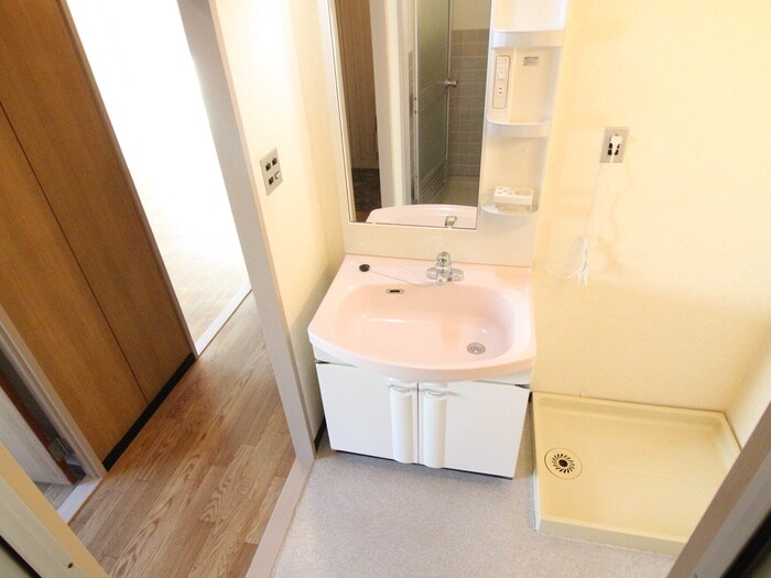 物件内観写真12　(洗面)