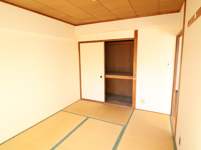 物件内観写真17　(収納)