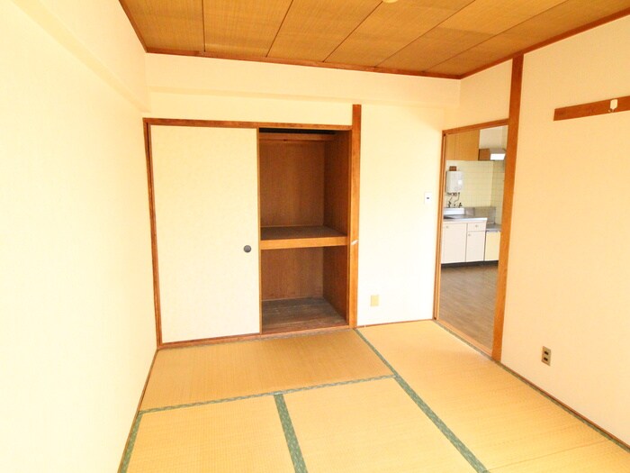 物件内観写真18　(居室)