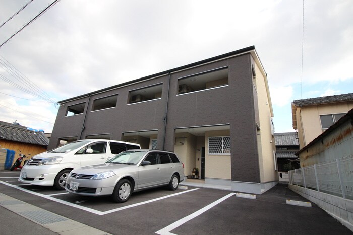 物件外観写真1　(外観写真)