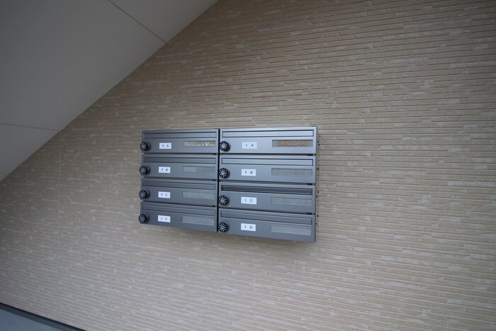 物件外観写真4　(建物設備)