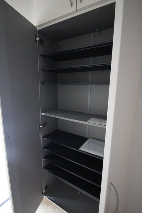 物件内観写真11　(靴箱)