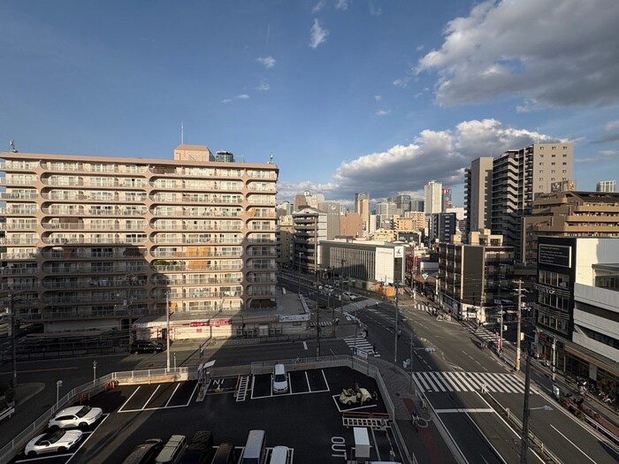 物件内観写真20　(室内からの展望)