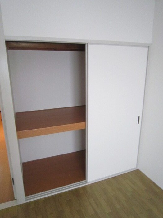 物件内観写真9　(収納)