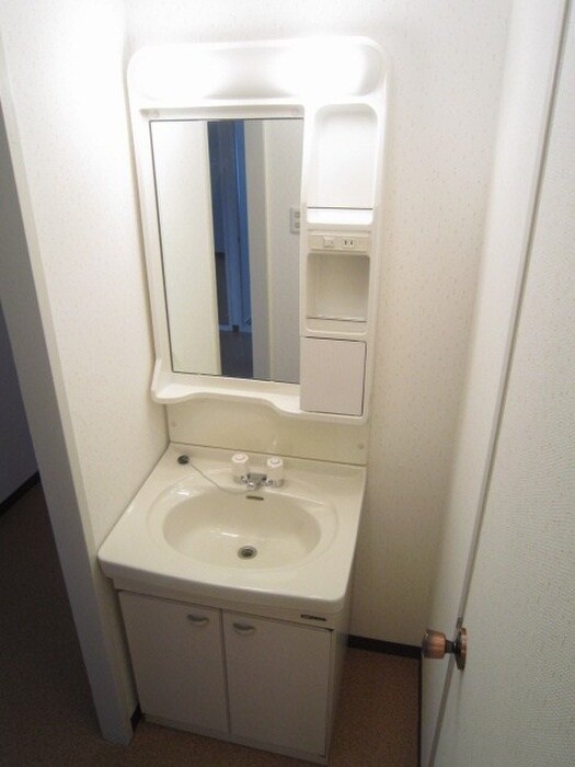 物件内観写真10　(洗面)