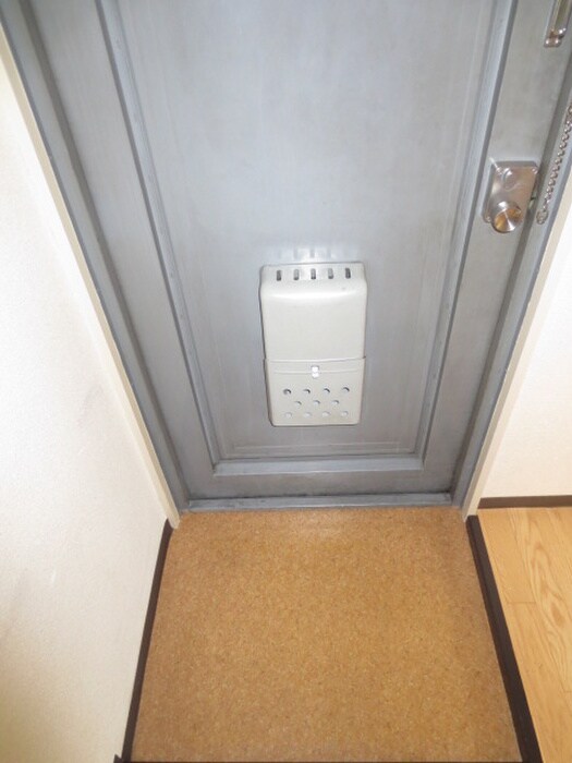 物件内観写真14　(玄関)