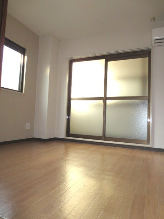 物件内観写真16　(居室)