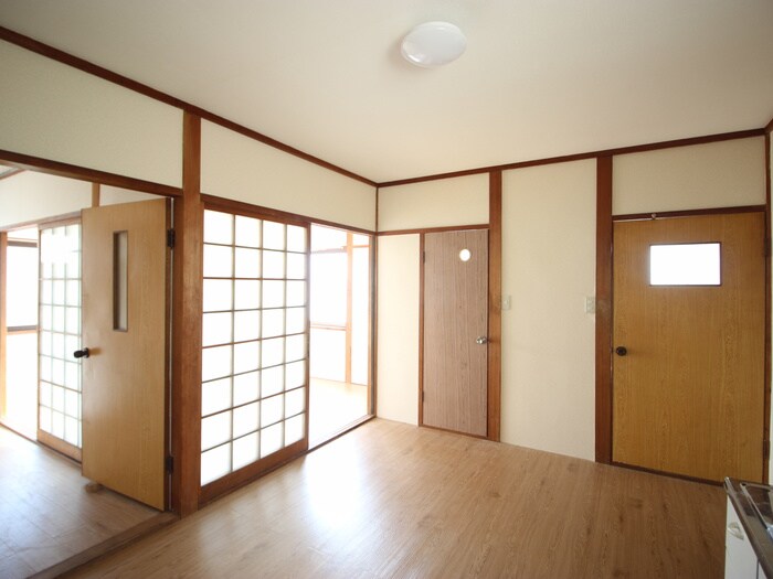 物件内観写真8　(居室)