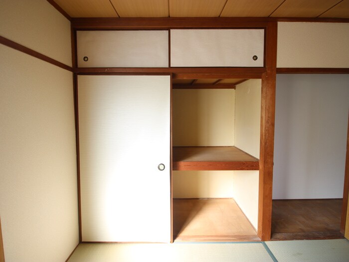 物件内観写真18　(収納)