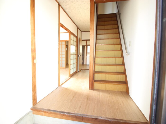 物件内観写真20　(廊下)