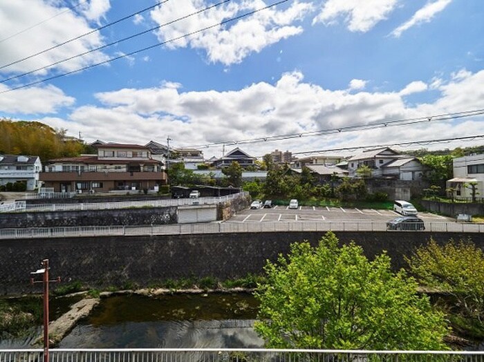 物件内観写真19　(室内からの展望)