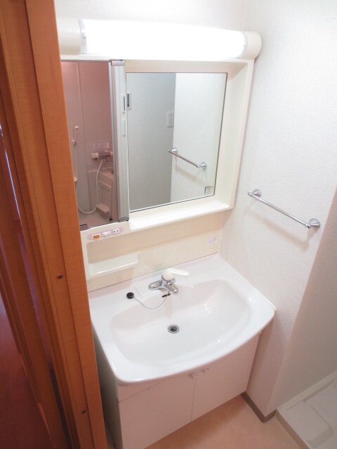 物件内観写真10　(洗面)