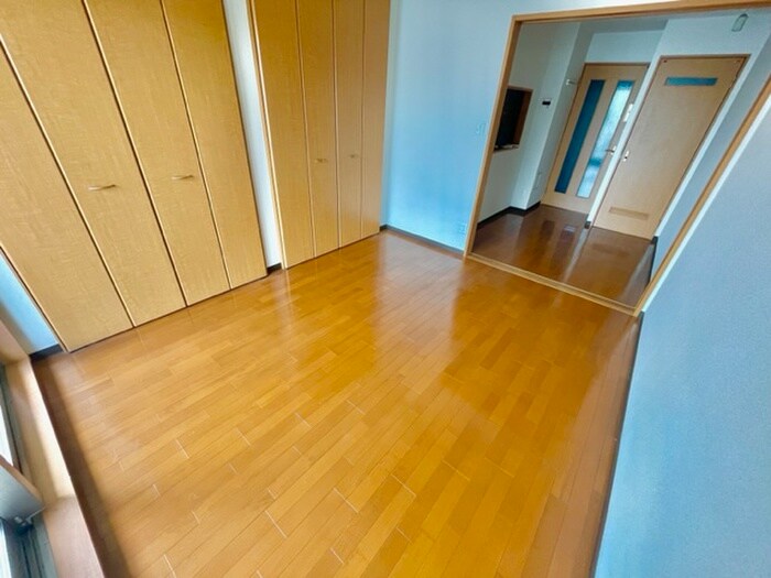 物件内観写真11　(居室)