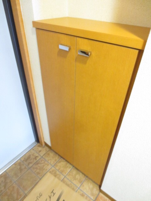 物件内観写真12　(靴箱)