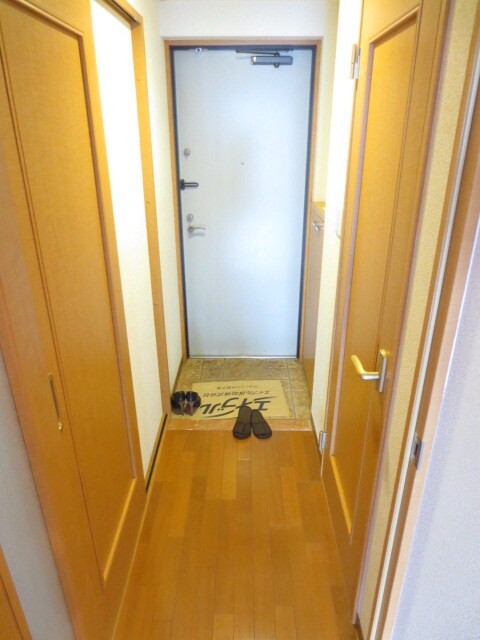 物件内観写真16　(廊下)
