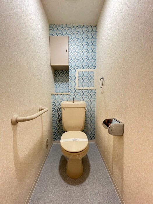 物件内観写真12　(トイレ)