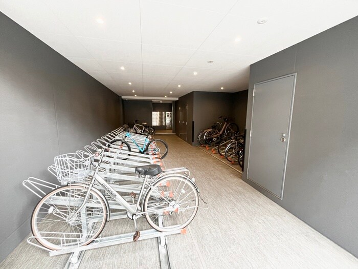 物件外観写真4　(駐輪場)