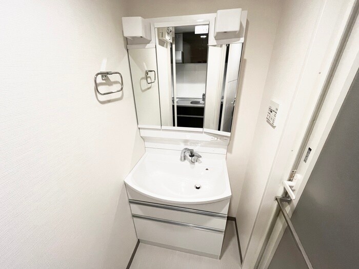 物件内観写真10　(洗面)