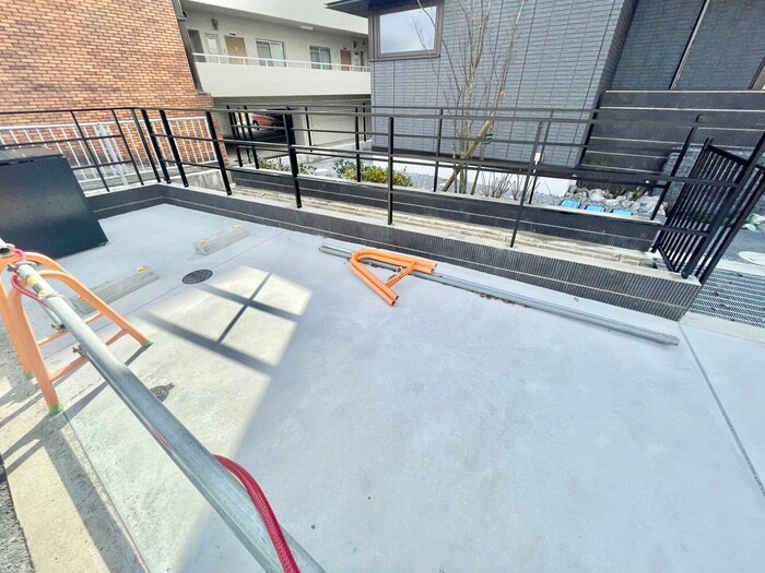 物件外観写真6　(駐車場)