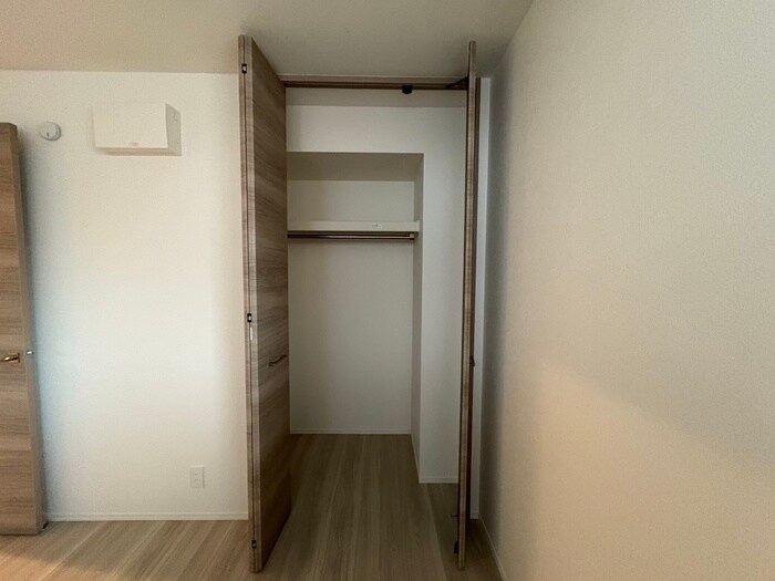 物件内観写真12　(収納)