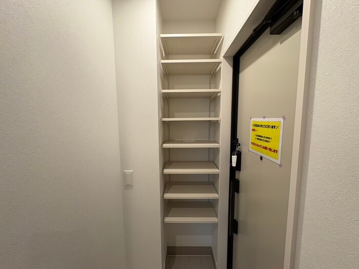 物件内観写真14　(靴箱)