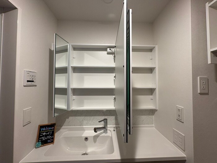 物件内観写真21　(洗面)