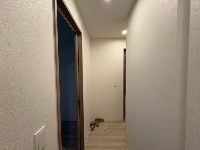 物件内観写真22　(廊下)
