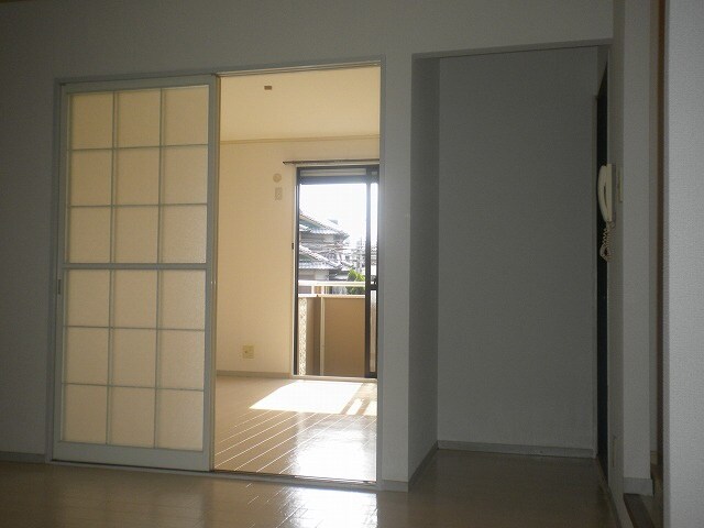 物件内観写真12　(居室)