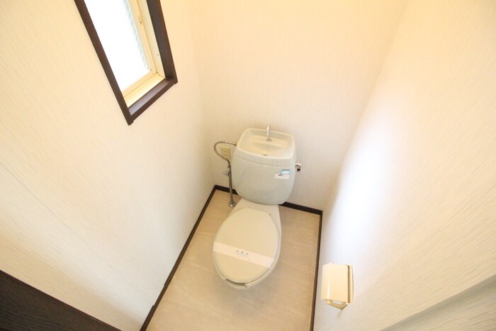 物件内観写真13　(トイレ)