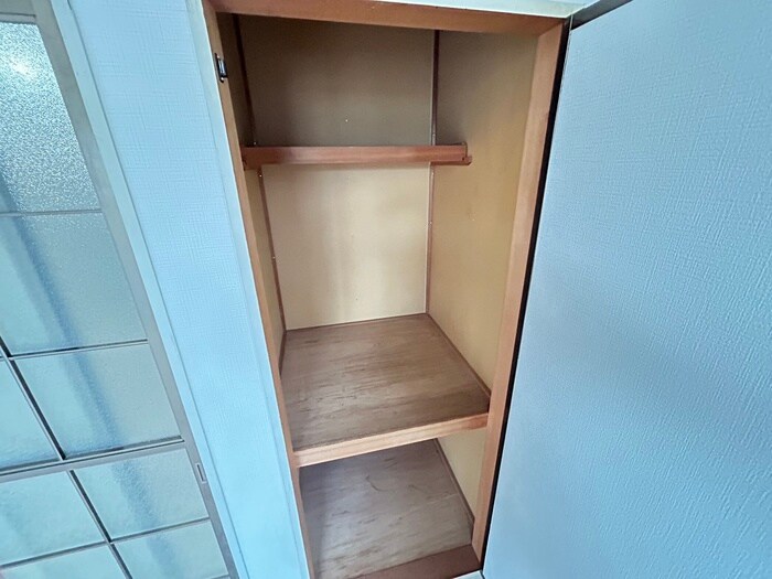 物件内観写真18　(収納)