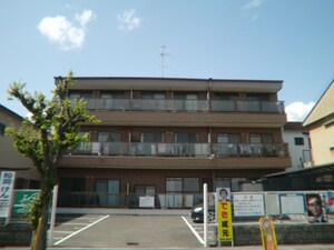 プロミネンス吉川外観写真