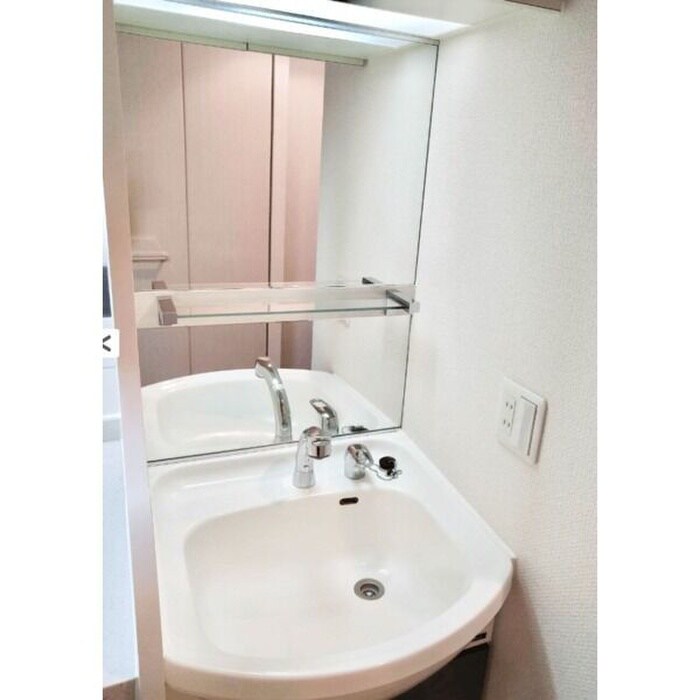 物件内観写真6　(洗面)