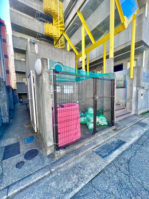 物件外観写真6　(建物設備)