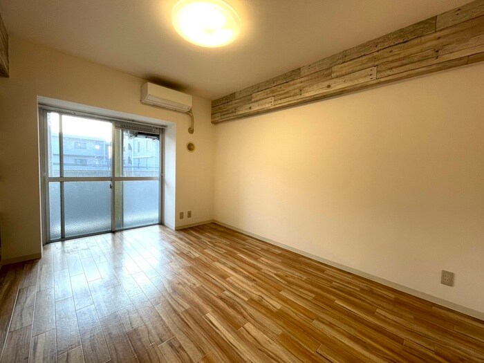 物件内観写真10　(居室)