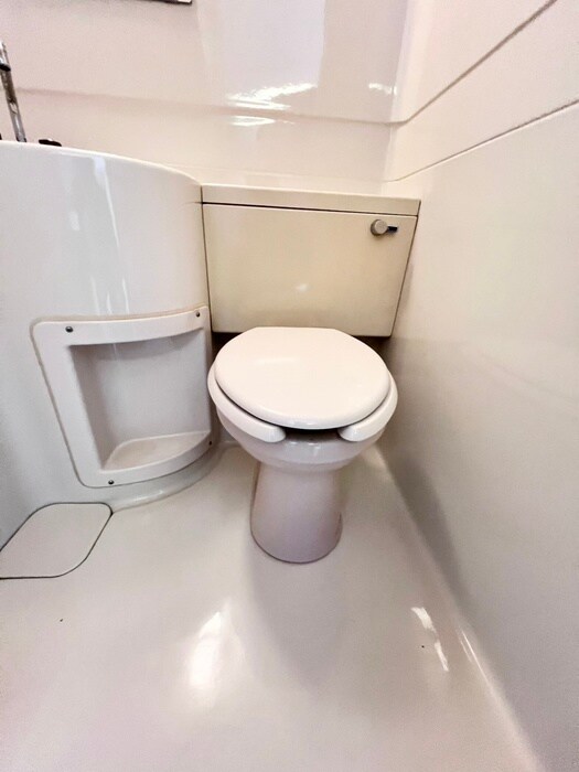 物件内観写真13　(トイレ)