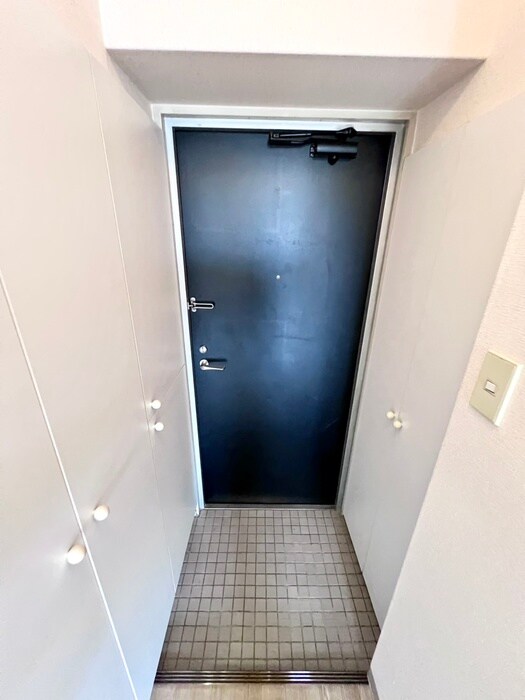 物件内観写真17　(玄関)