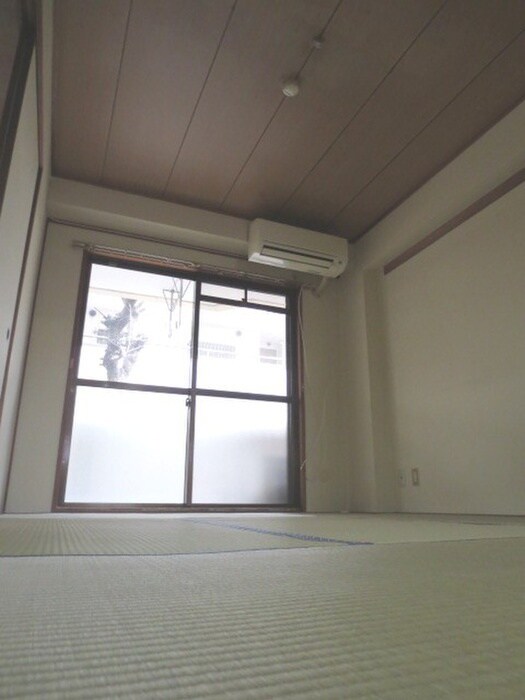 物件内観写真11　(居室)