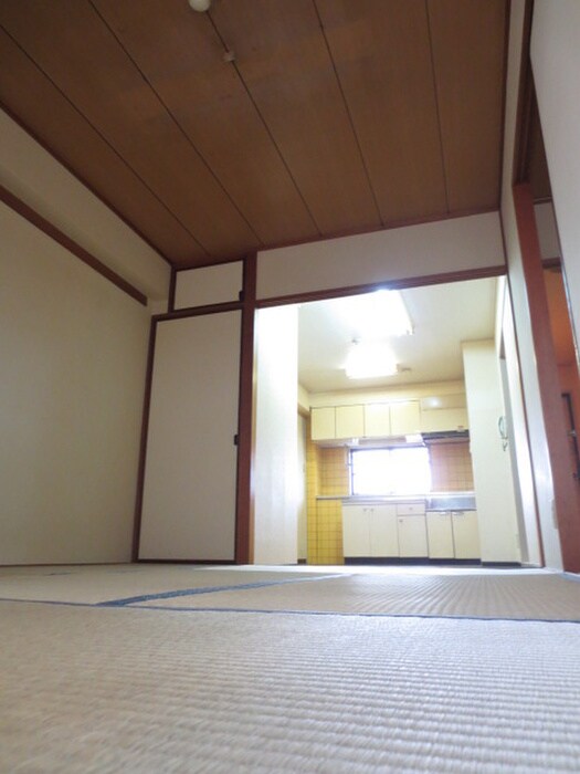 物件内観写真14　(居室)