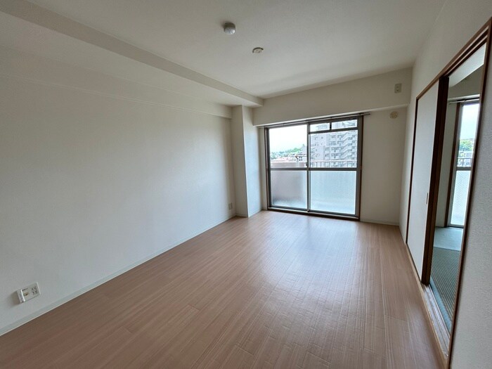 物件内観写真8　(居室)