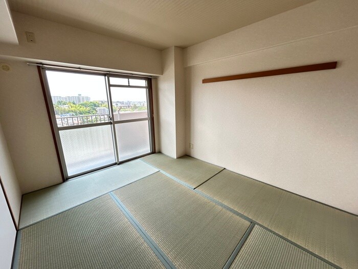 物件内観写真10　(居室)