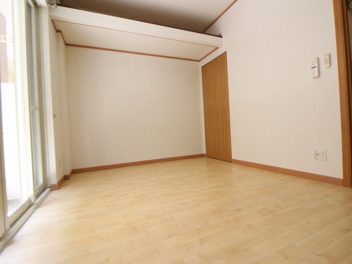 物件内観写真12　(居室)