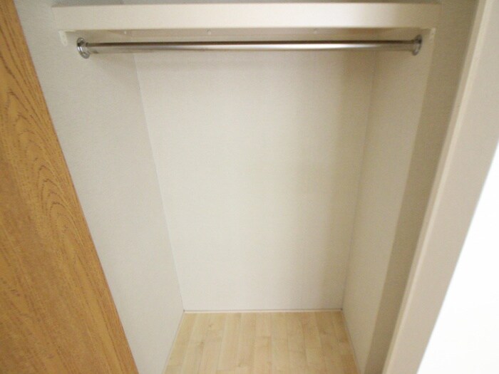 物件内観写真15　(収納)