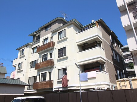 第3 久米マンション外観写真