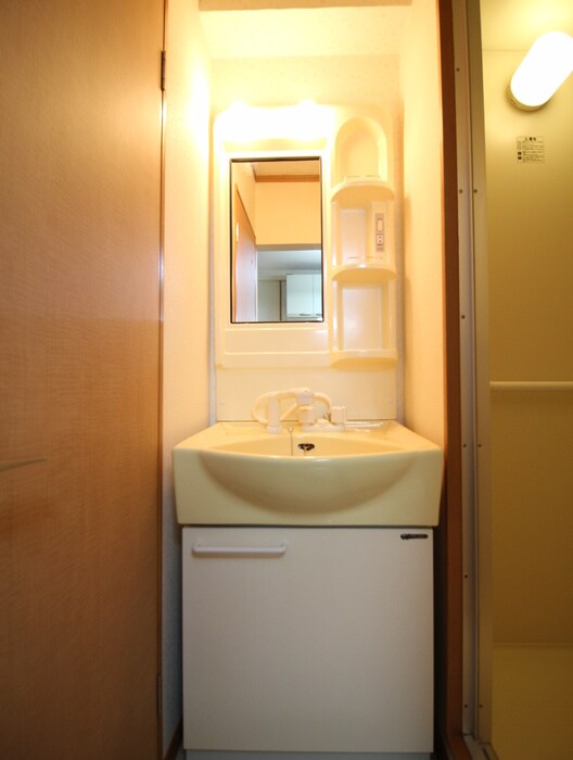 物件内観写真9　(洗面)