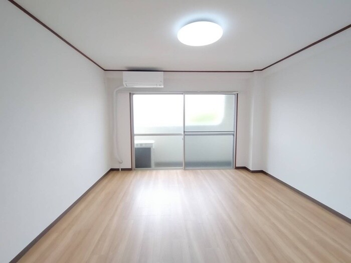 物件内観写真18　(居室)