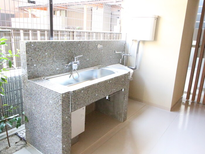 物件外観写真6　(建物設備)