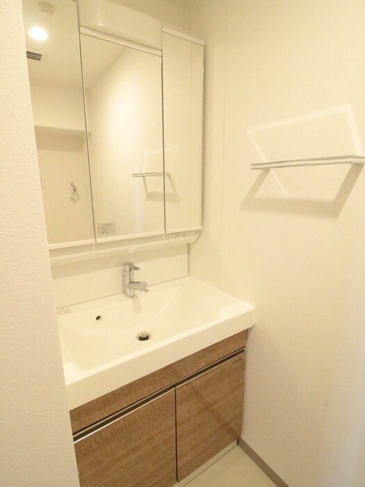 物件内観写真11　(洗面)